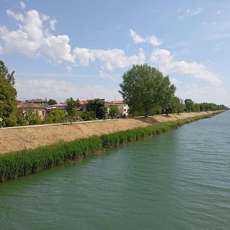 Vicino Al Prato Della Valle Intero Appartamento Parcheggio Facile Di Fronte Pádua Exterior foto