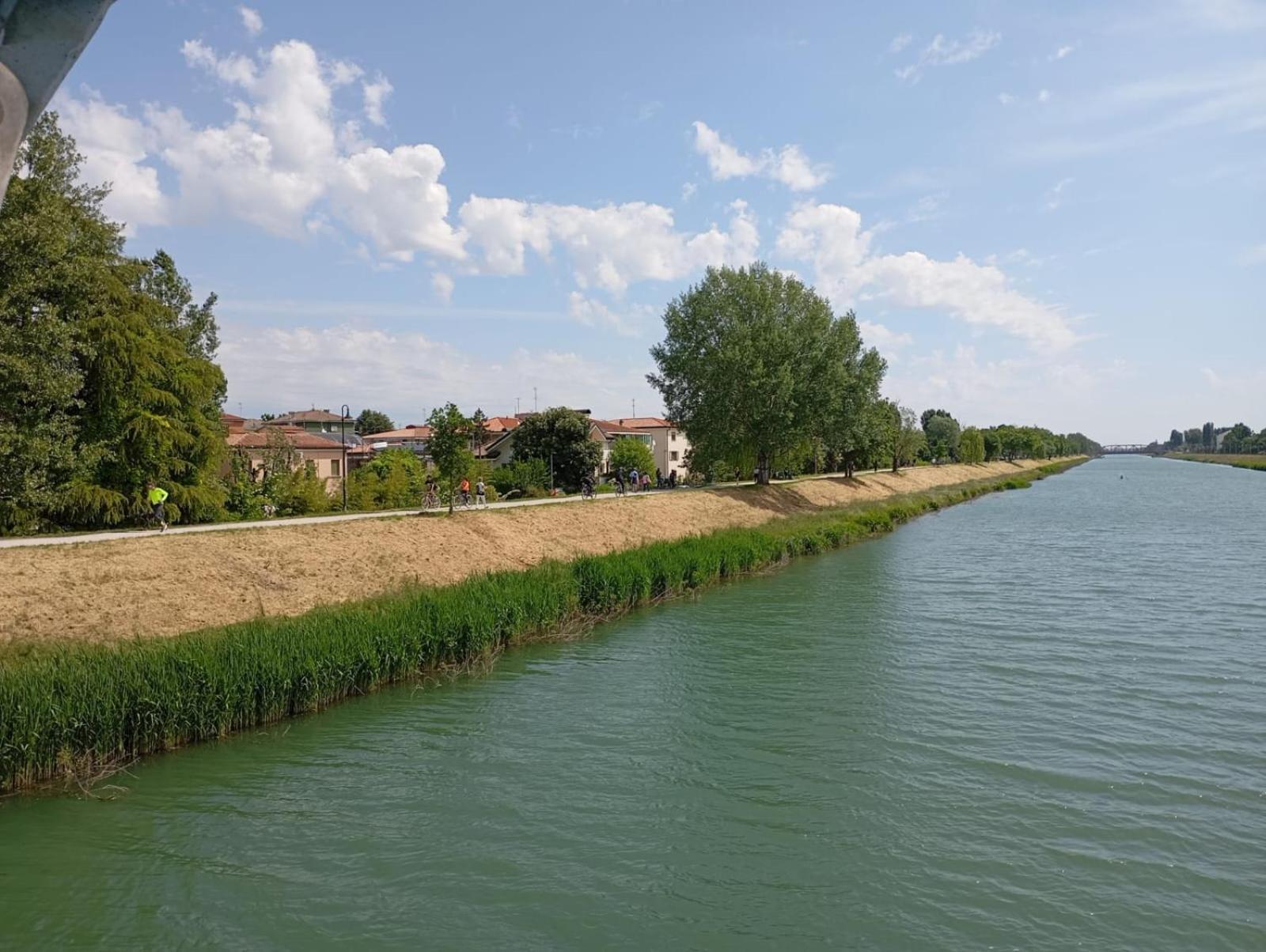 Vicino Al Prato Della Valle Intero Appartamento Parcheggio Facile Di Fronte Pádua Exterior foto